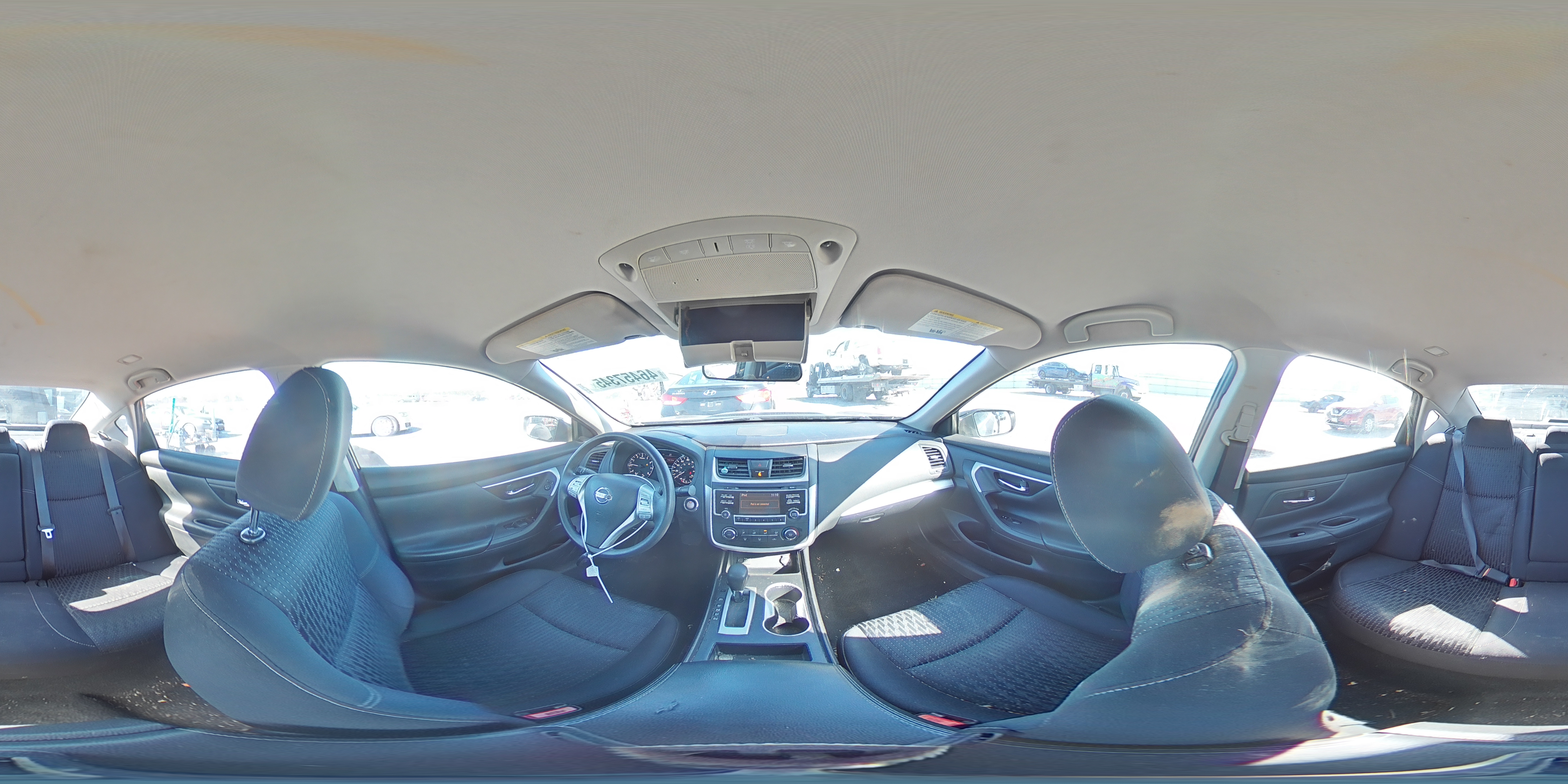 2017 Nissan Altima - Image 13