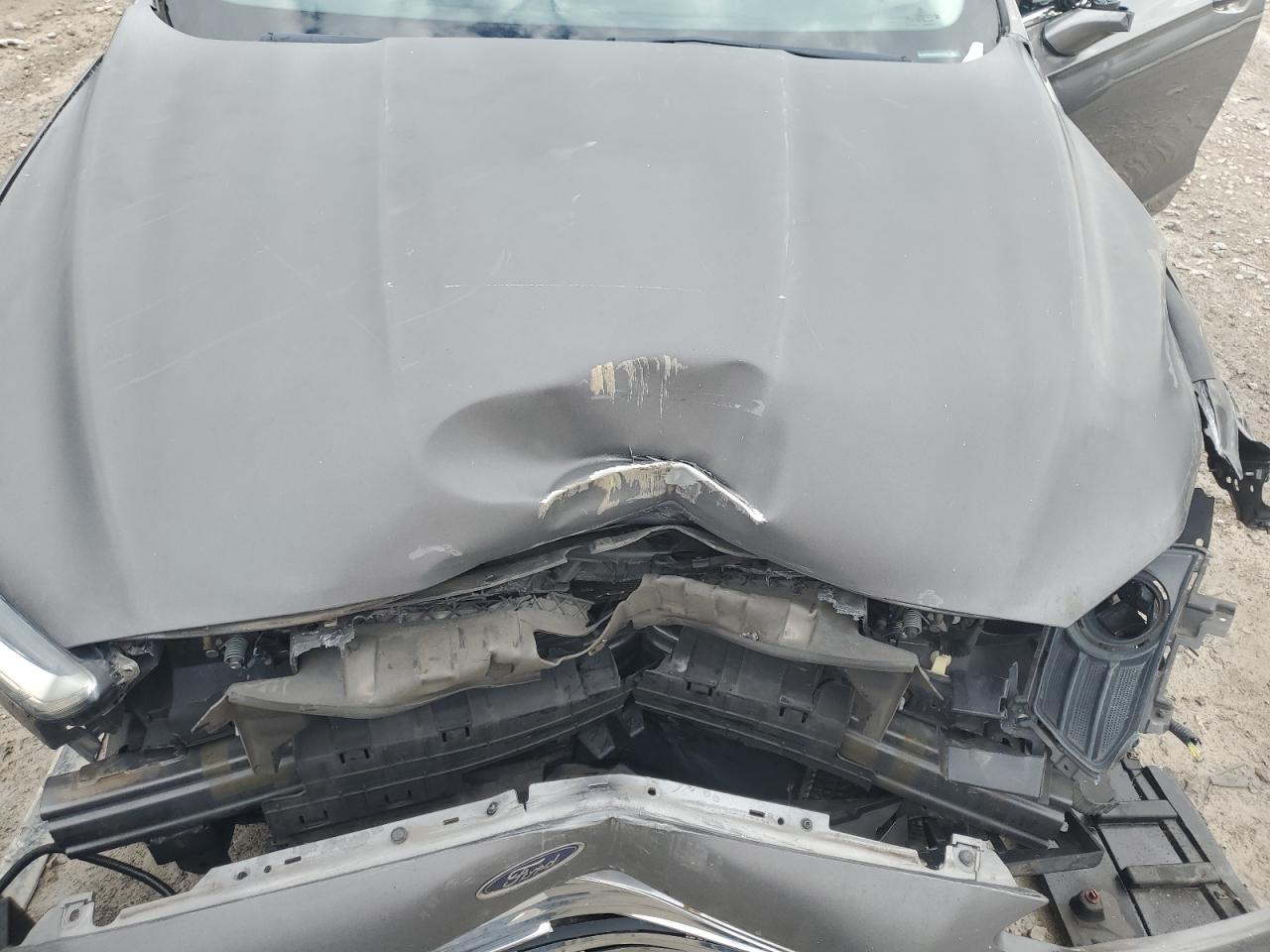 2013 Ford Fusion - Image 12