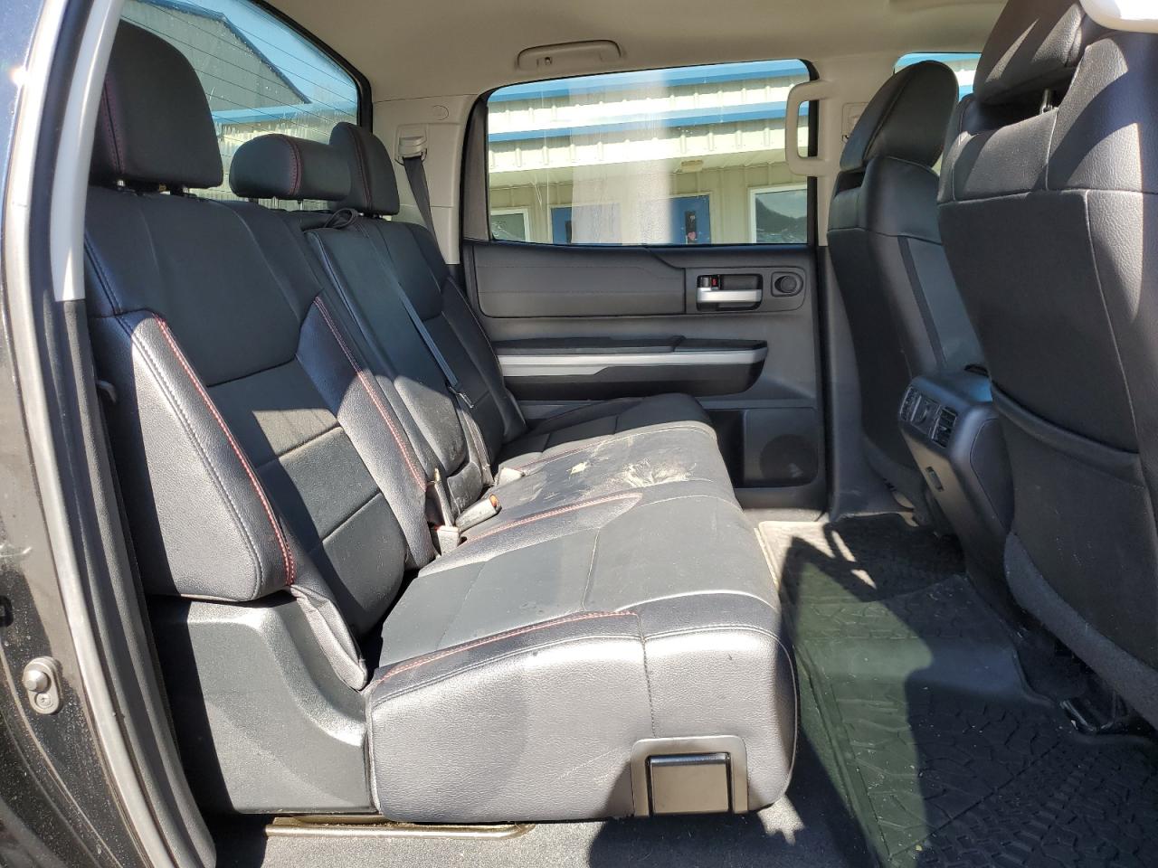 2020 Toyota Tundra - Image 10
