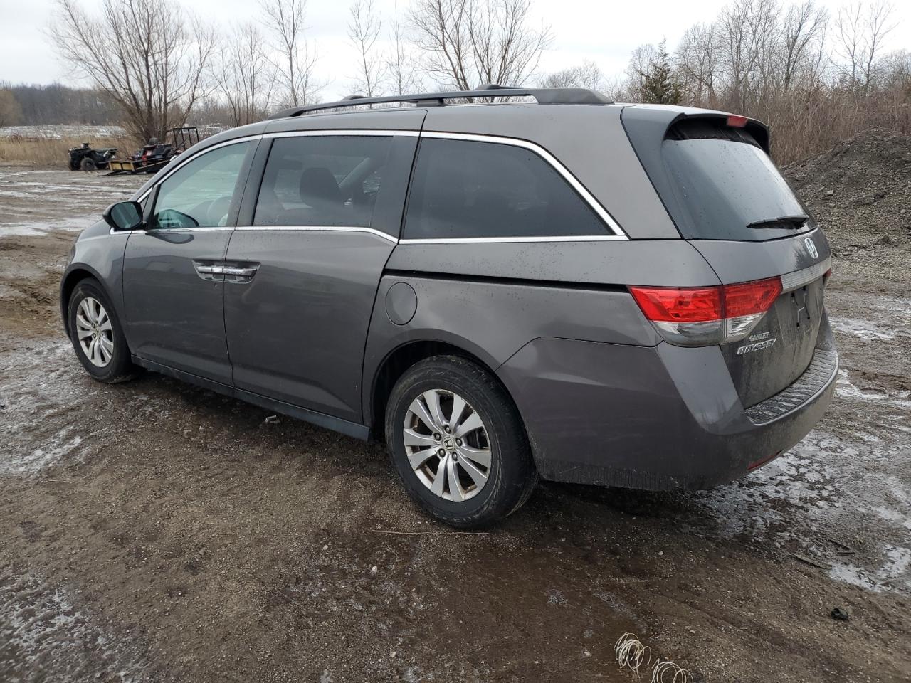 2014 Honda Odyssey - Image 2
