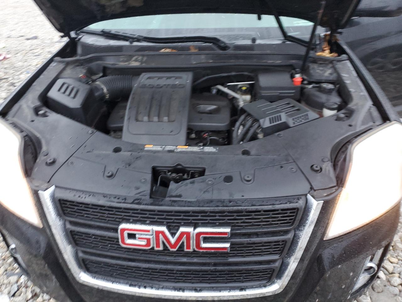 2015 GMC Terrain - Image 13