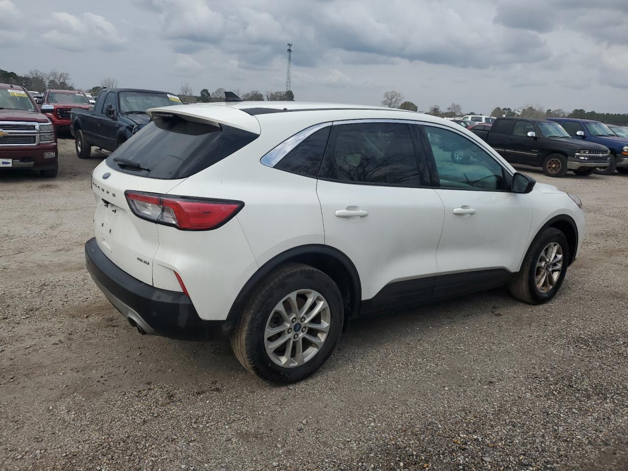 2022 Ford Escape - Image 3