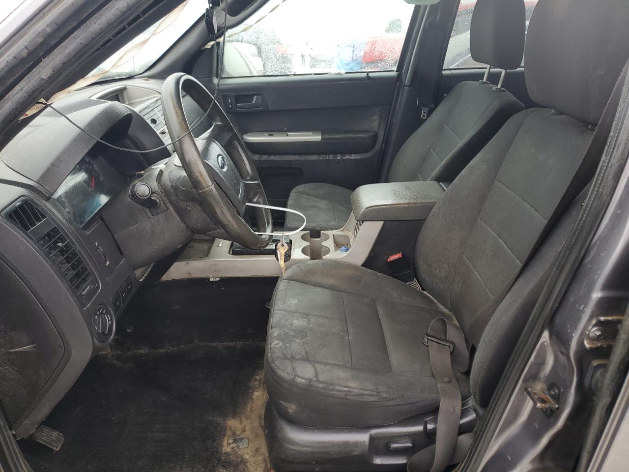 2010 Ford Escape - Image 7