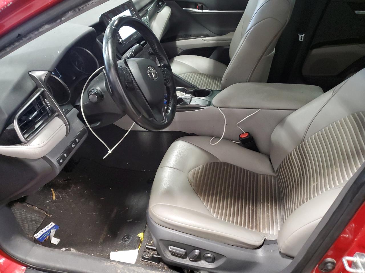 2021 Toyota Camry - Image 7