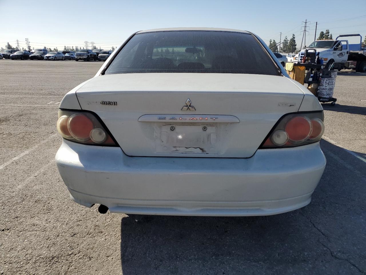 2002 Mitsubishi Galant - Image 6