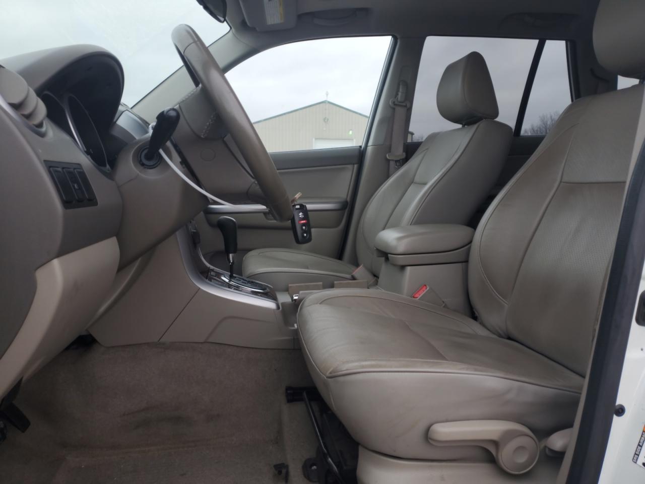 2012 Suzuki Grand Vitara - Image 7