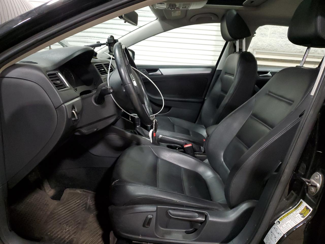 2014 Volkswagen Jetta - Image 7