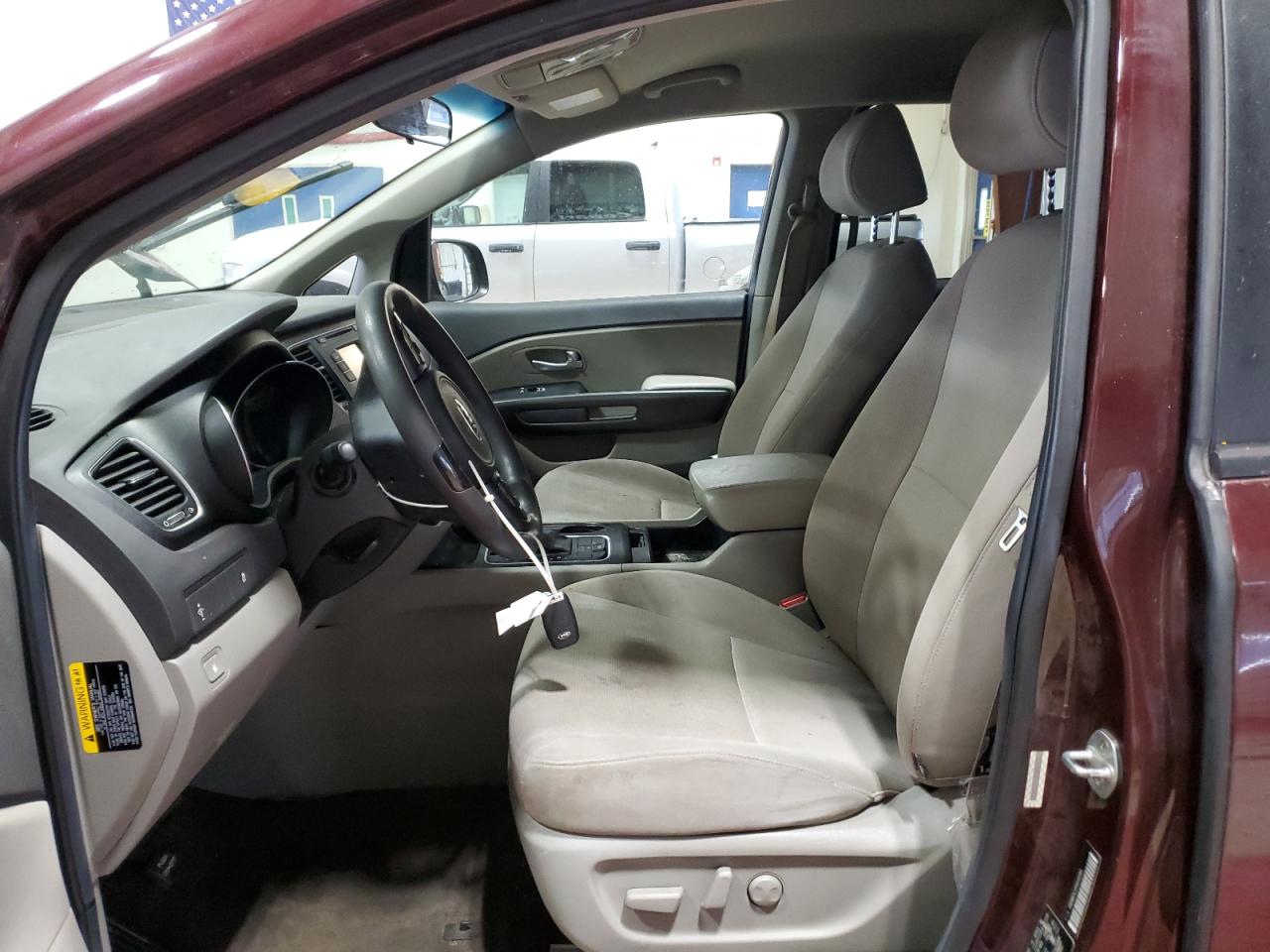 2015 Kia Sedona - Image 7