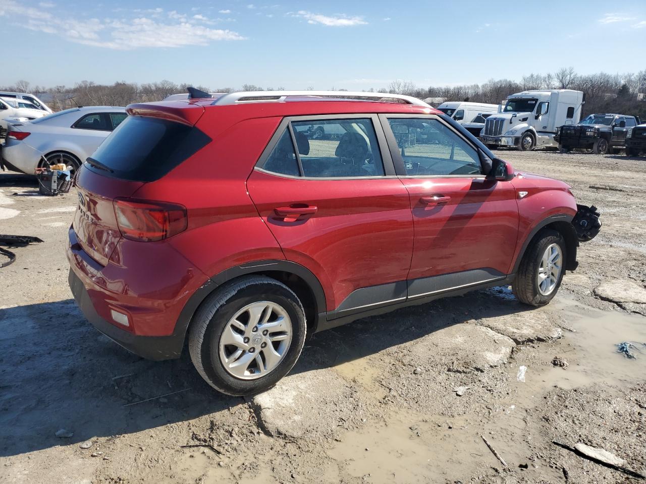 2020 Hyundai Venue - Image 3