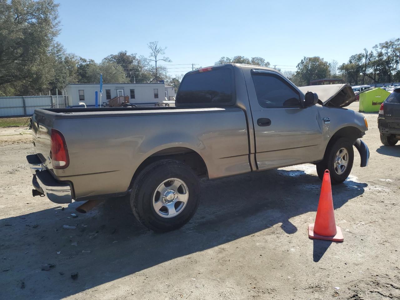 2002 Ford F-150 - Image 3