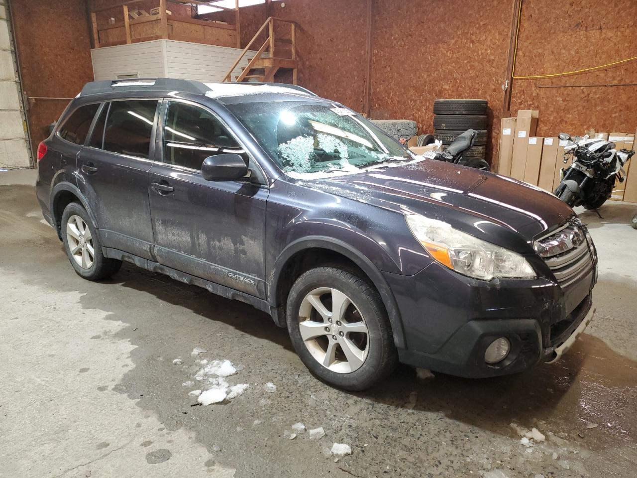 2013 Subaru Outback - Image 4