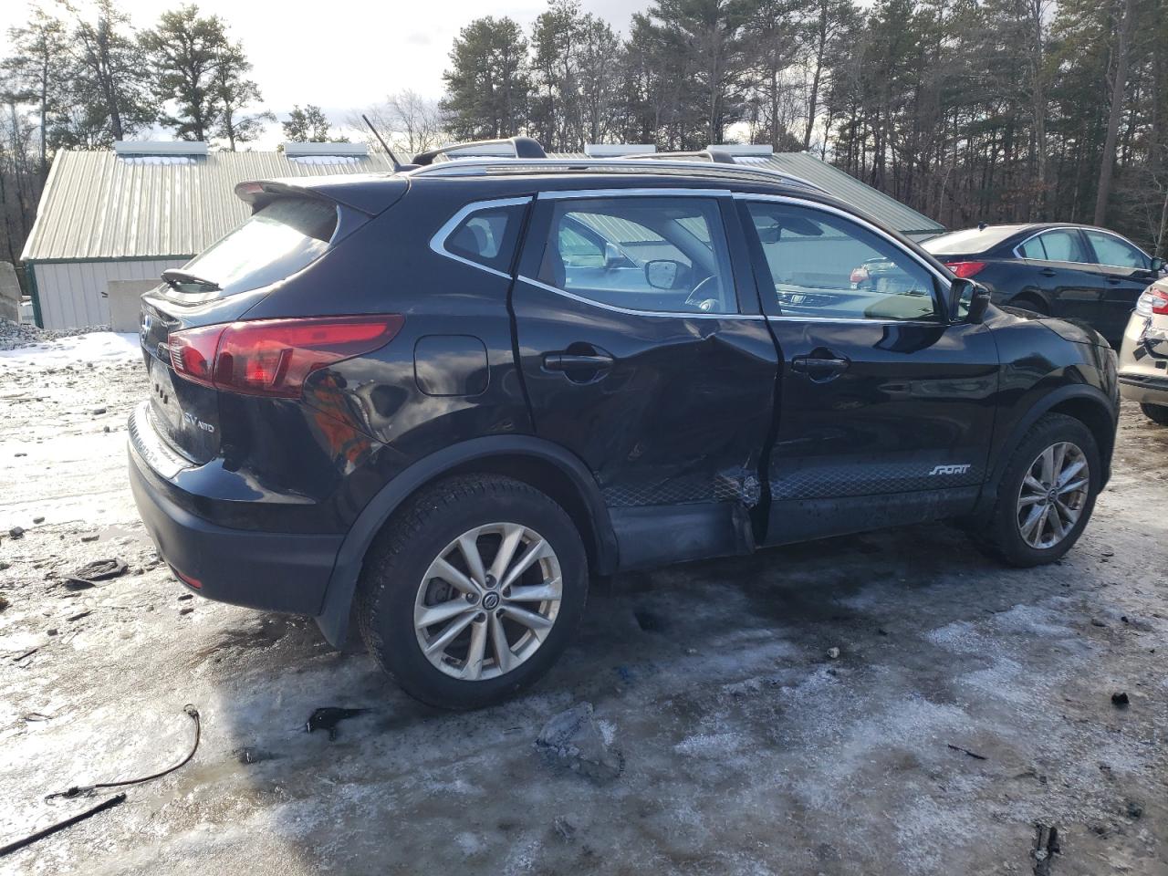 2019 Nissan Rogue - Image 3