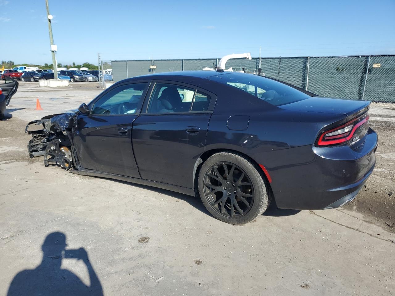 2018 Dodge Charger - Image 2