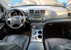 2009 Toyota Highlander Sport zu verkaufen in New Britain, CT - Undercarriage