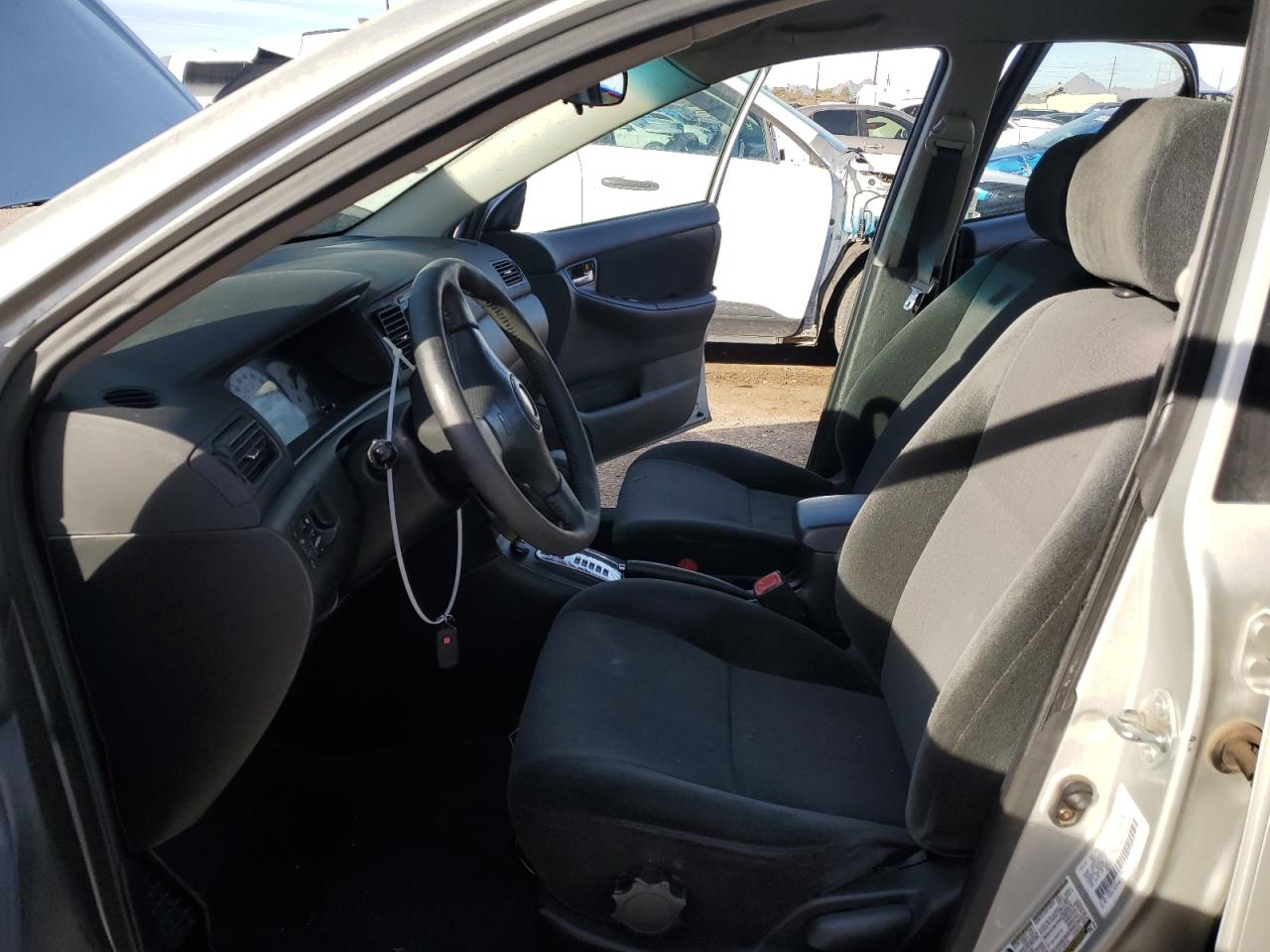 2004 Toyota Corolla - Image 7