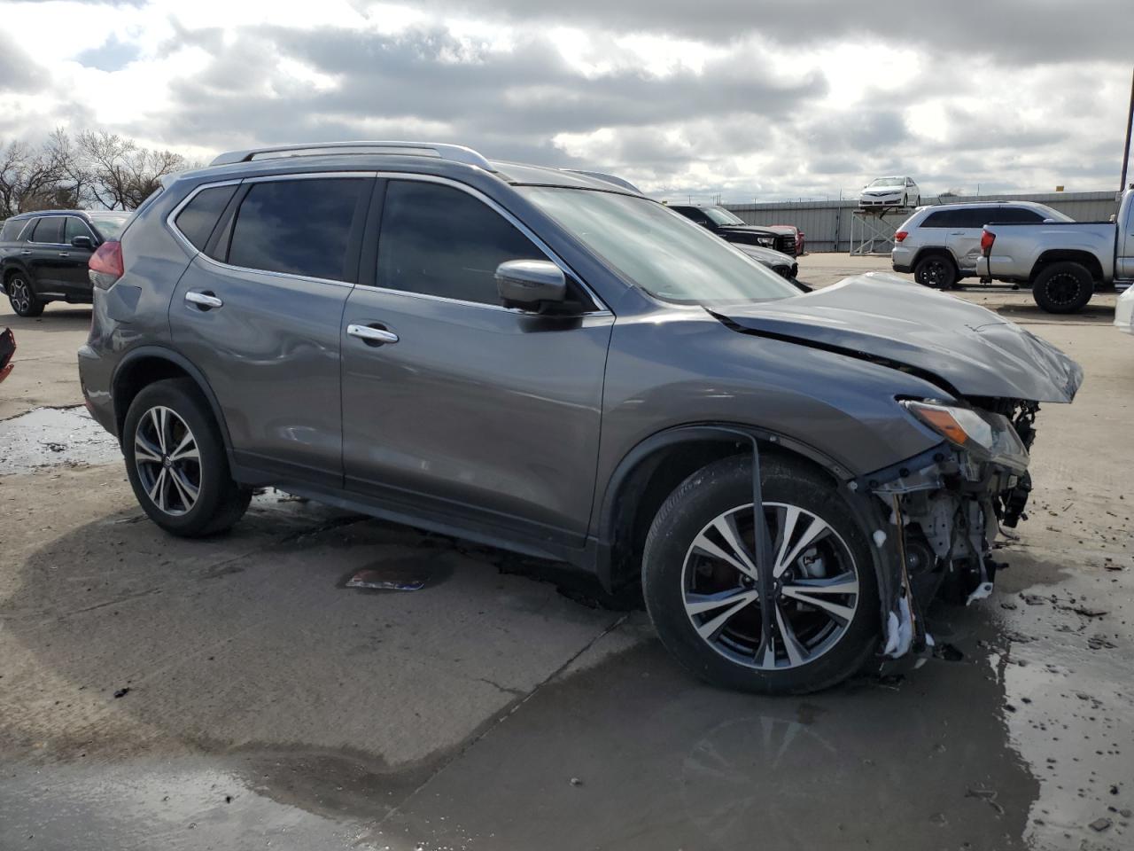 2019 Nissan Rogue - Image 4