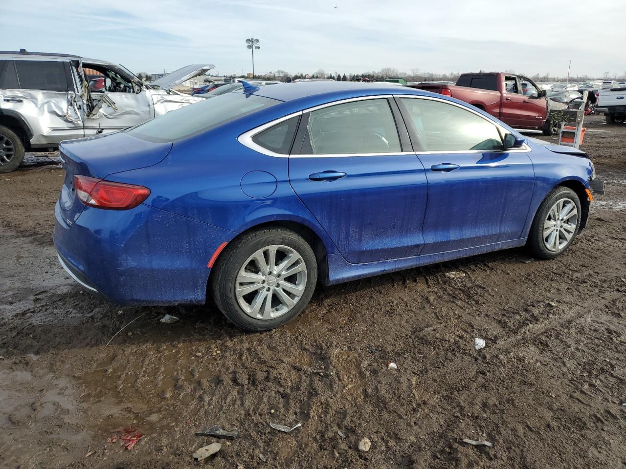 2016 Chrysler 200 - Image 3