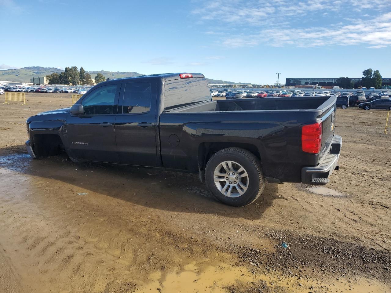2014 Chevrolet Silverado - Image 2