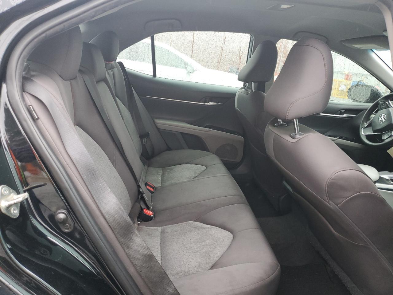 2019 Toyota Camry - Image 10