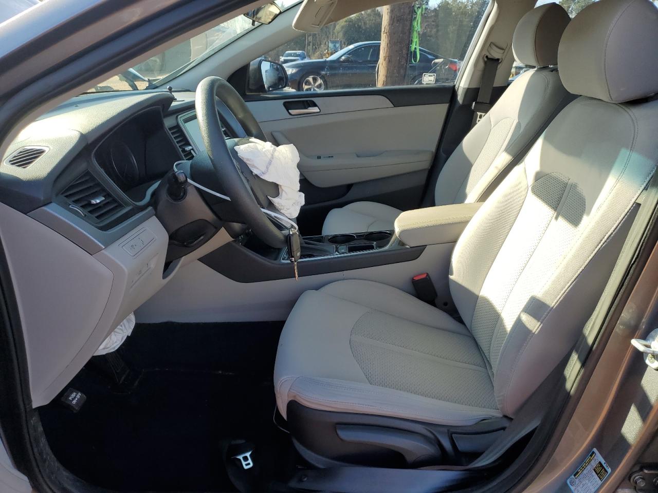 2019 Hyundai Sonata - Image 7