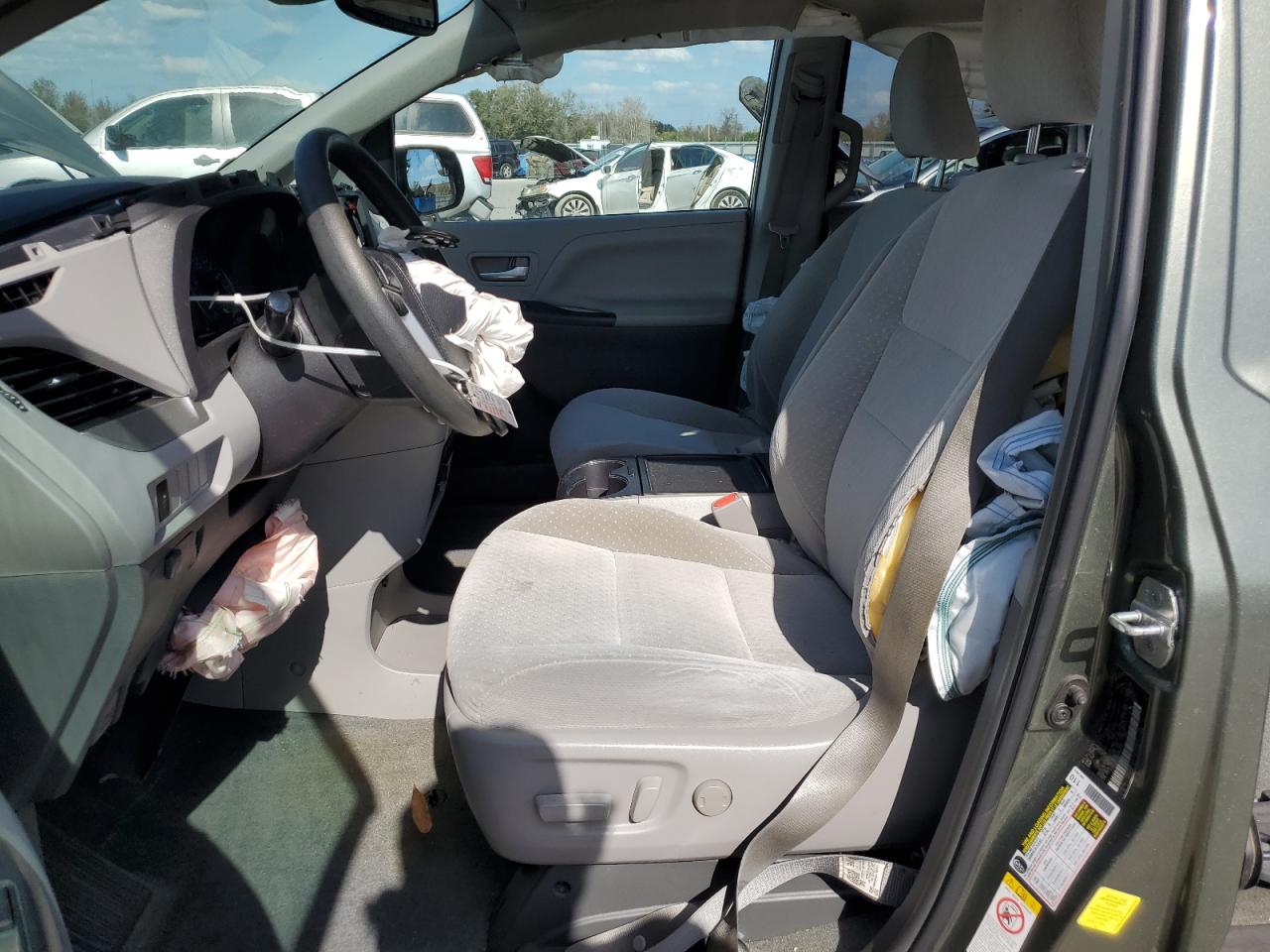 2018 Toyota Sienna - Image 7