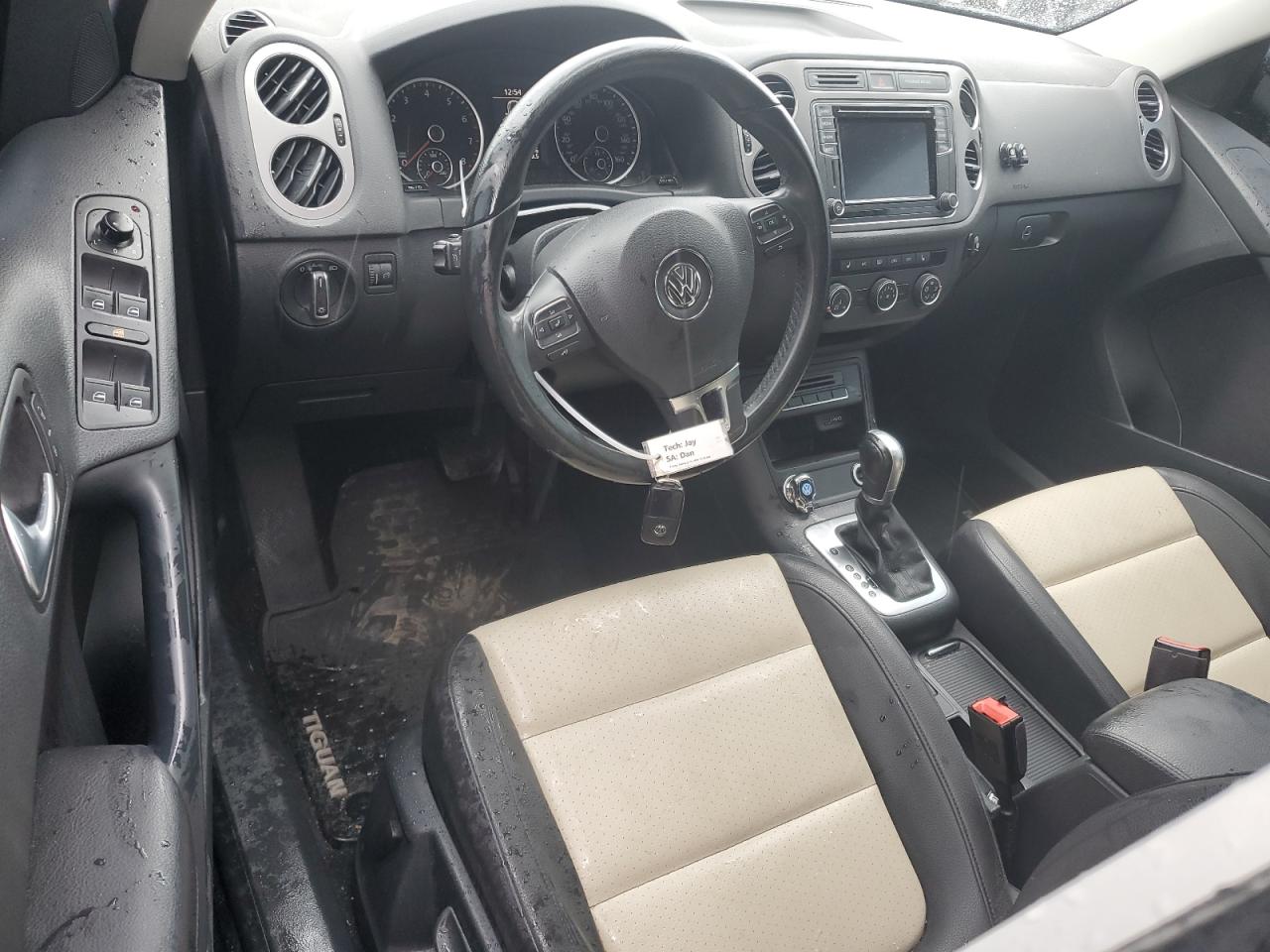 2017 Volkswagen Tiguan - Image 8