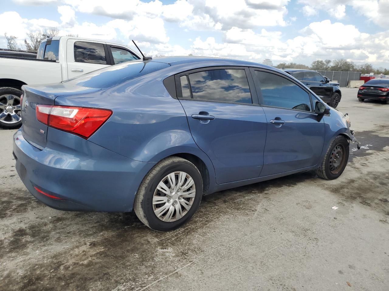 2016 Kia Rio - Image 3
