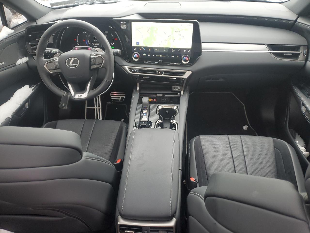 2024 Lexus RX - Image 8