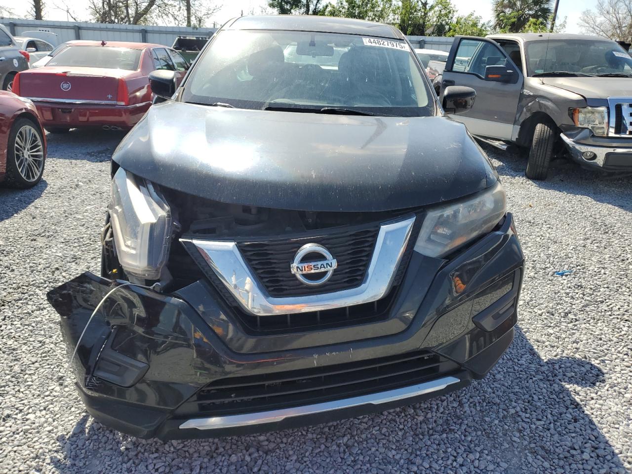 2017 Nissan Rogue - Image 5