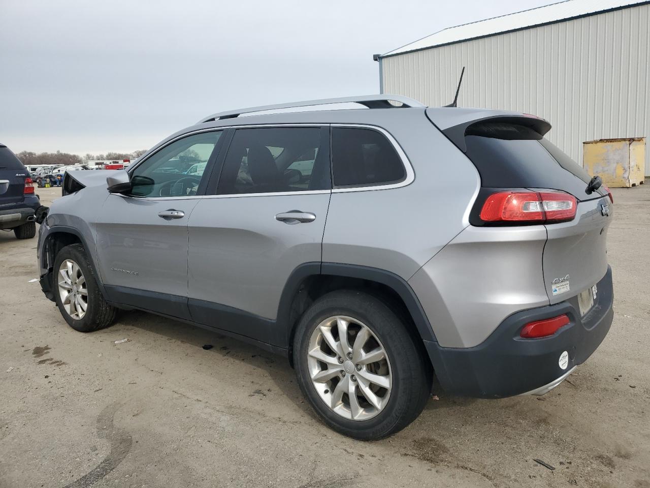 2017 Jeep Grand Cherokee - Image 2