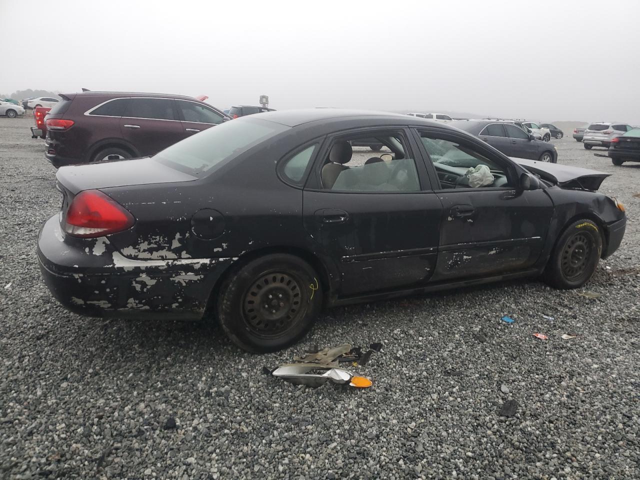 2007 Ford Taurus - Image 3