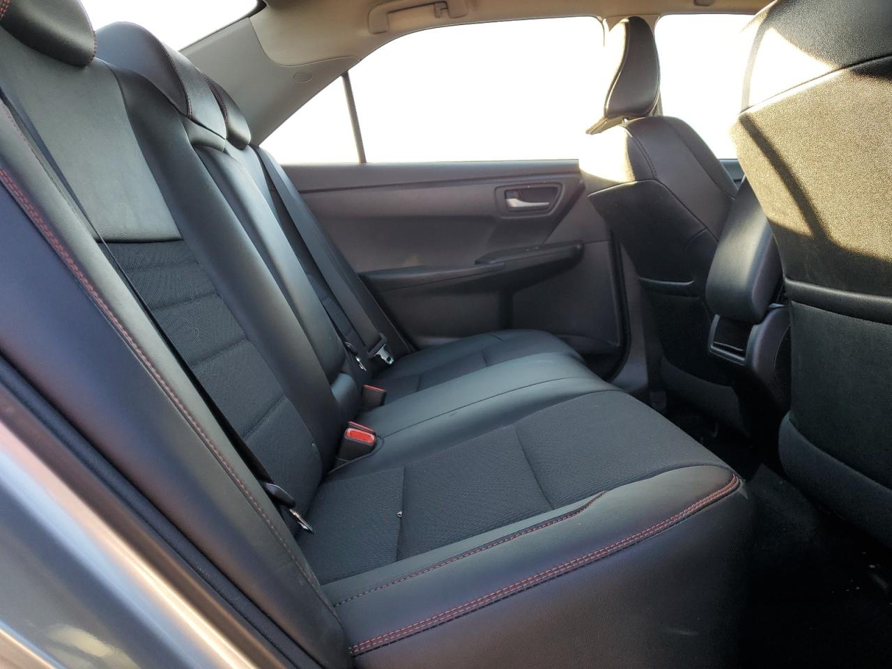 2017 Toyota Camry - Image 10