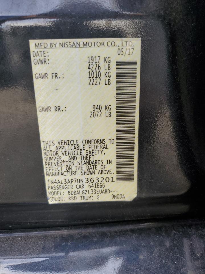 2017 Nissan Altima - Image 13
