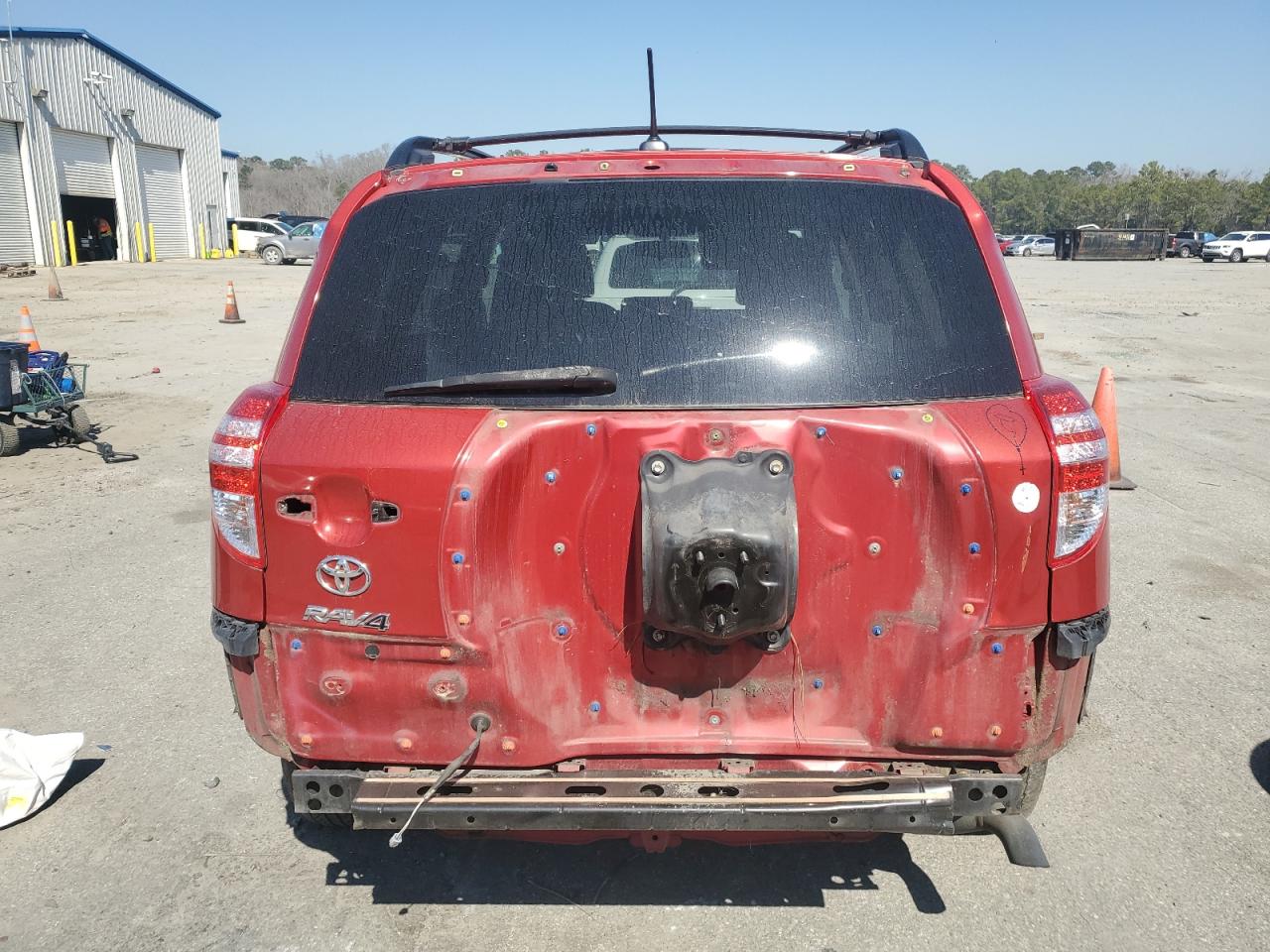 2012 Toyota RAV 4 - Image 6