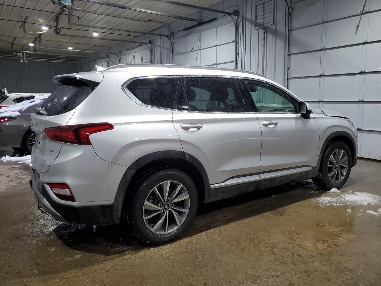 2019 Hyundai Santa Fe - Image 3