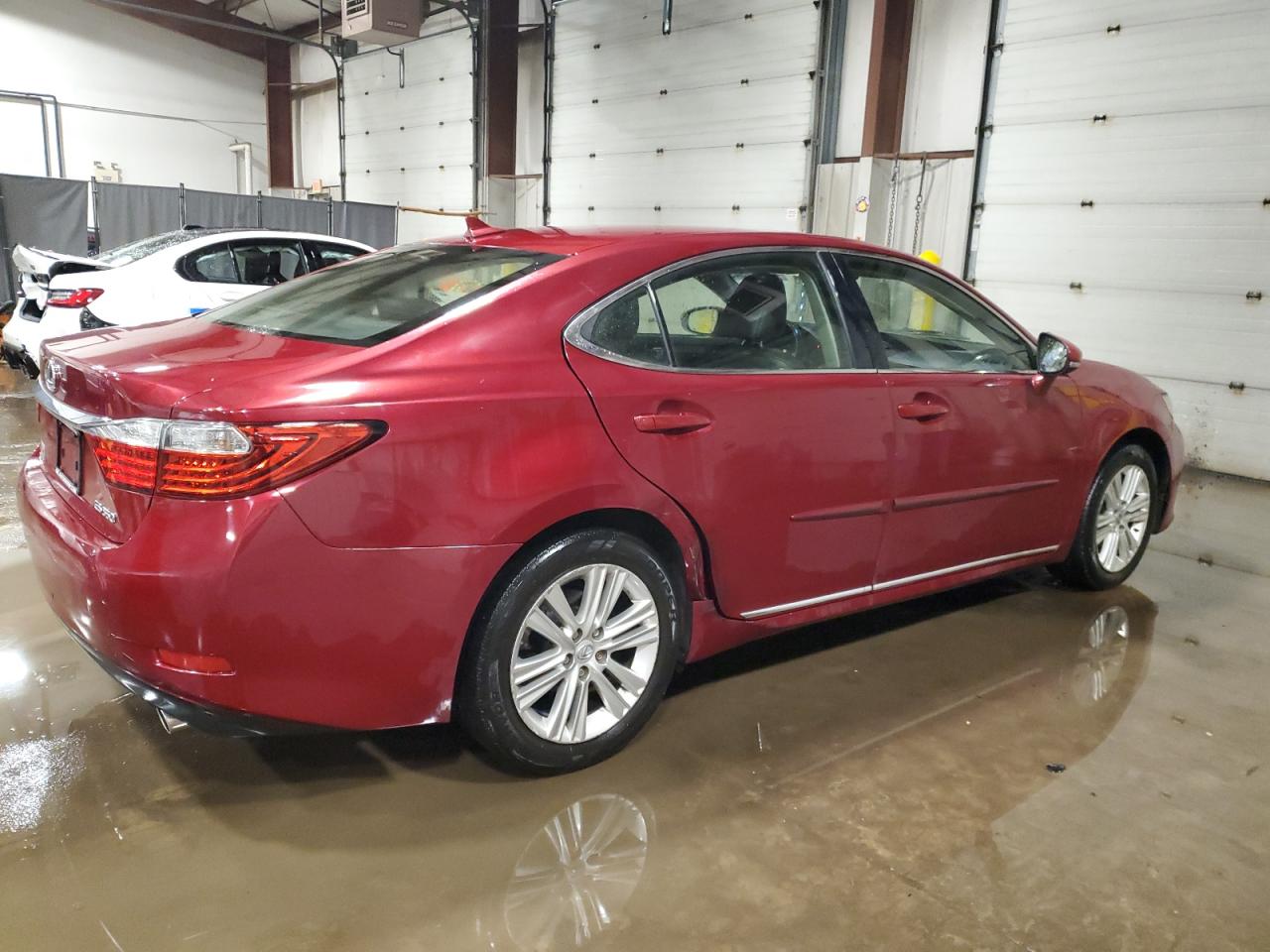 2014 Lexus ES - Image 3