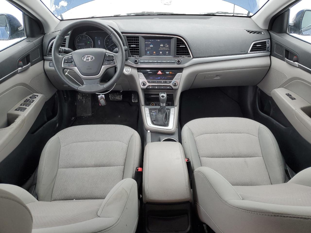 2017 Hyundai Elantra - Image 8