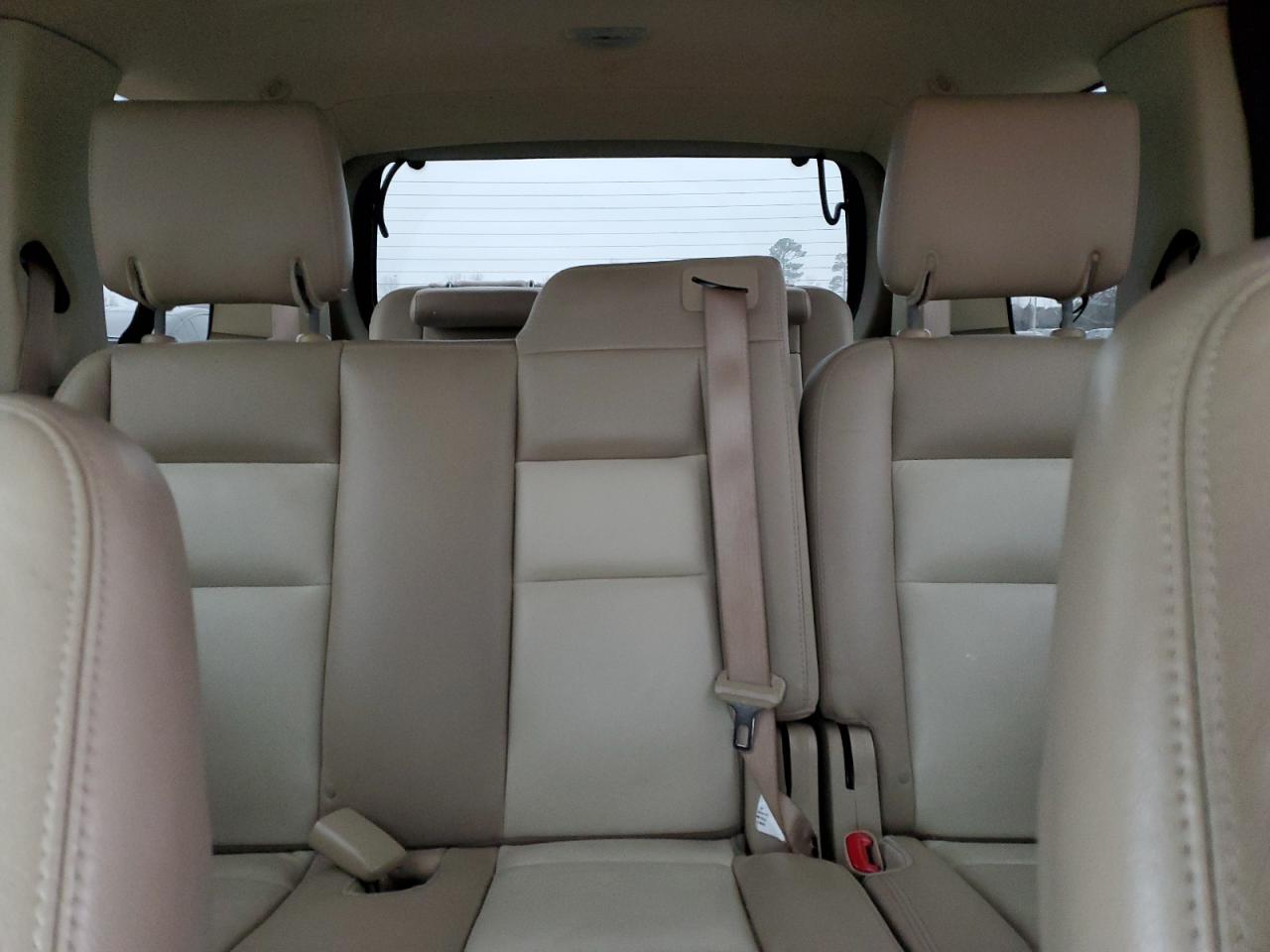 2010 Ford Explorer - Image 10