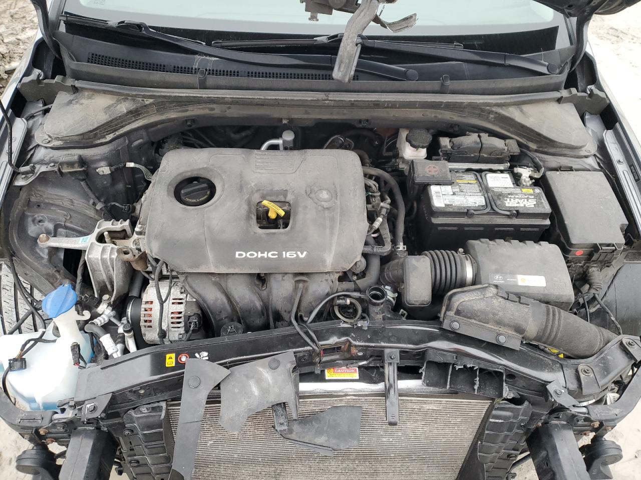 2018 Hyundai Elantra - Image 11