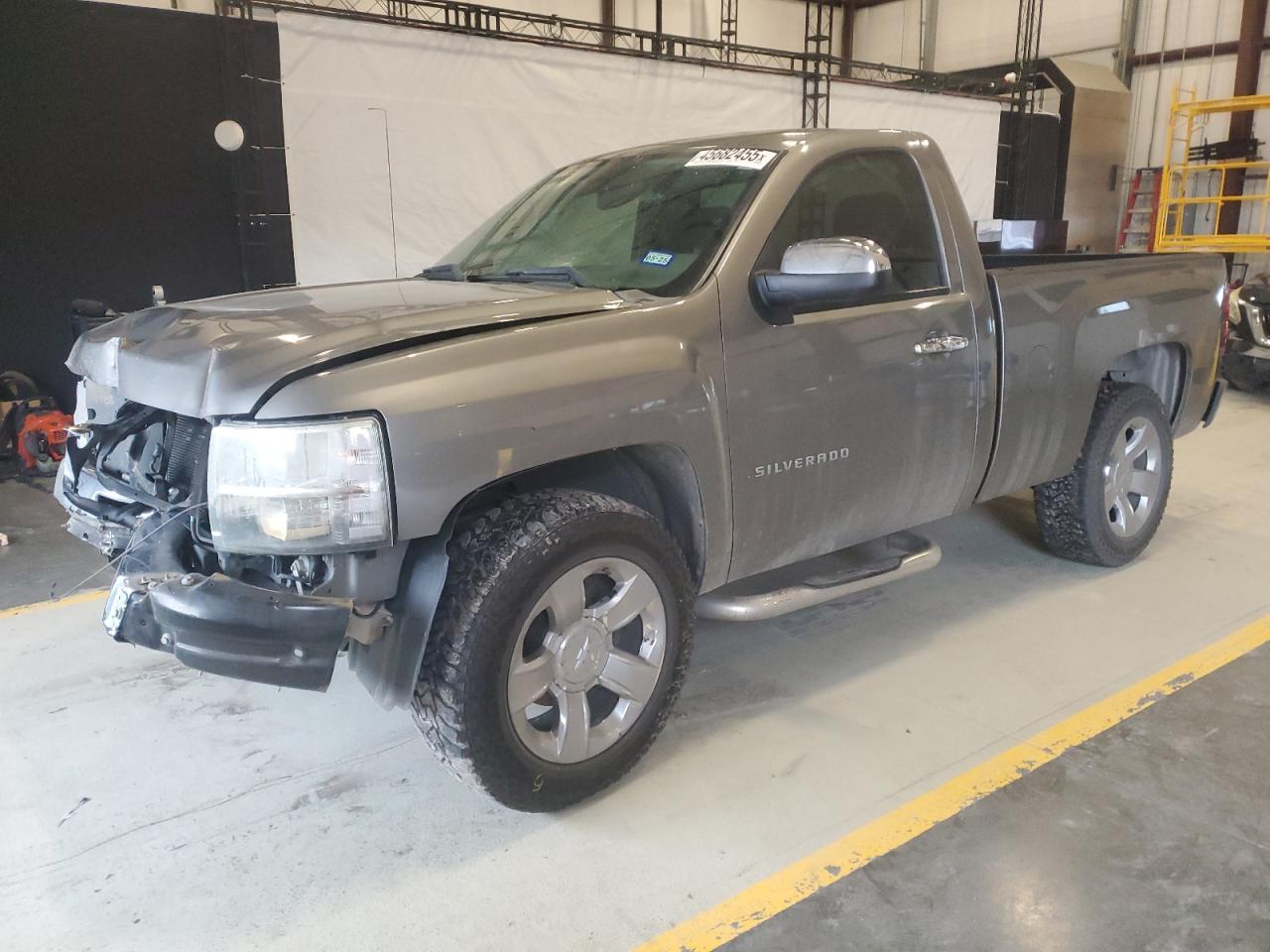 2013 Chevrolet Silverado - Image 1