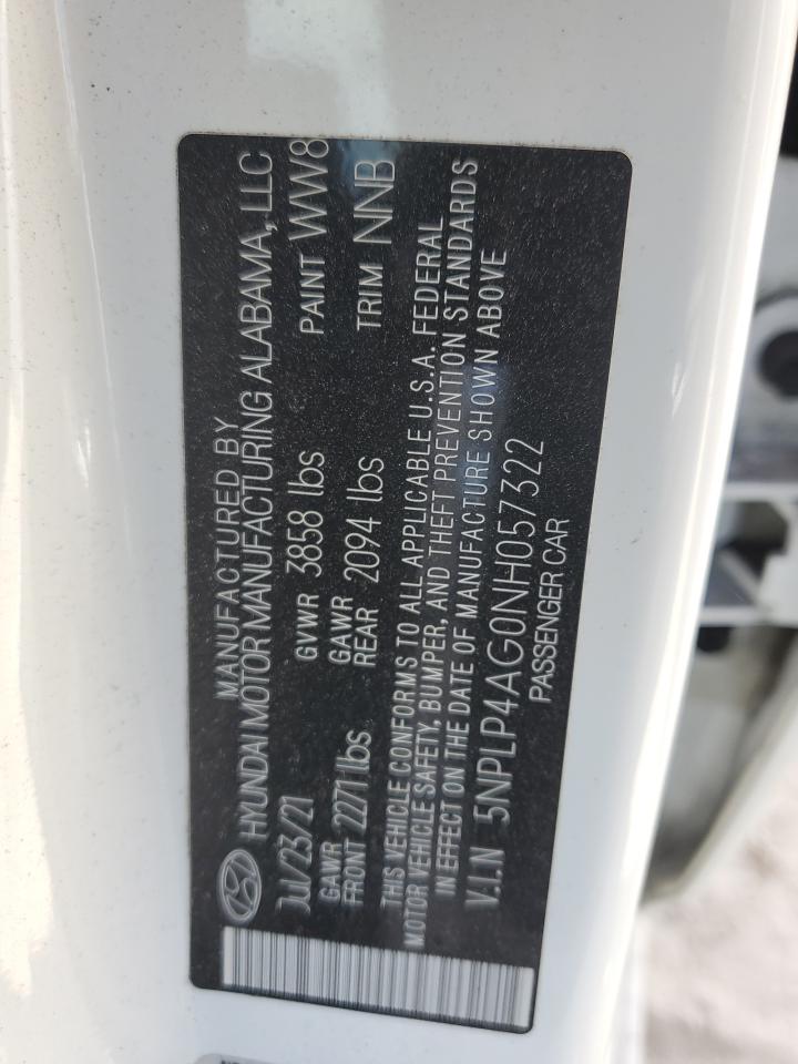 2022 Hyundai Elantra - Image 13