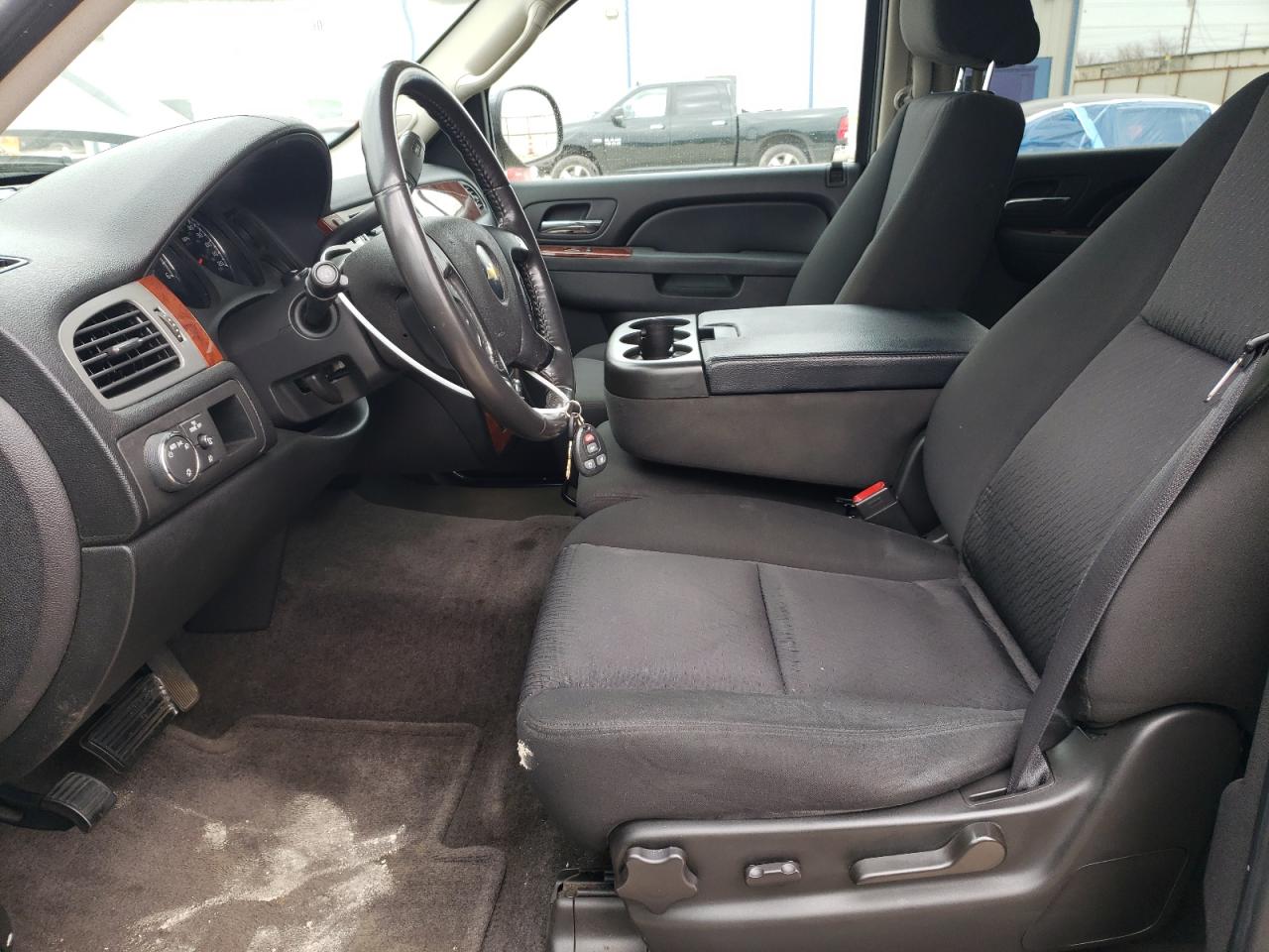 2011 Chevrolet Tahoe - Image 7
