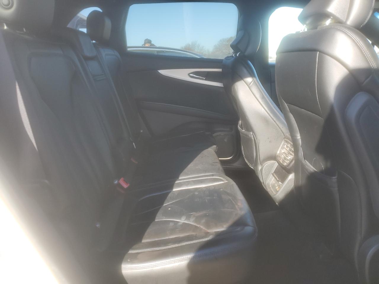 2019 Lincoln Nautilus - Image 12