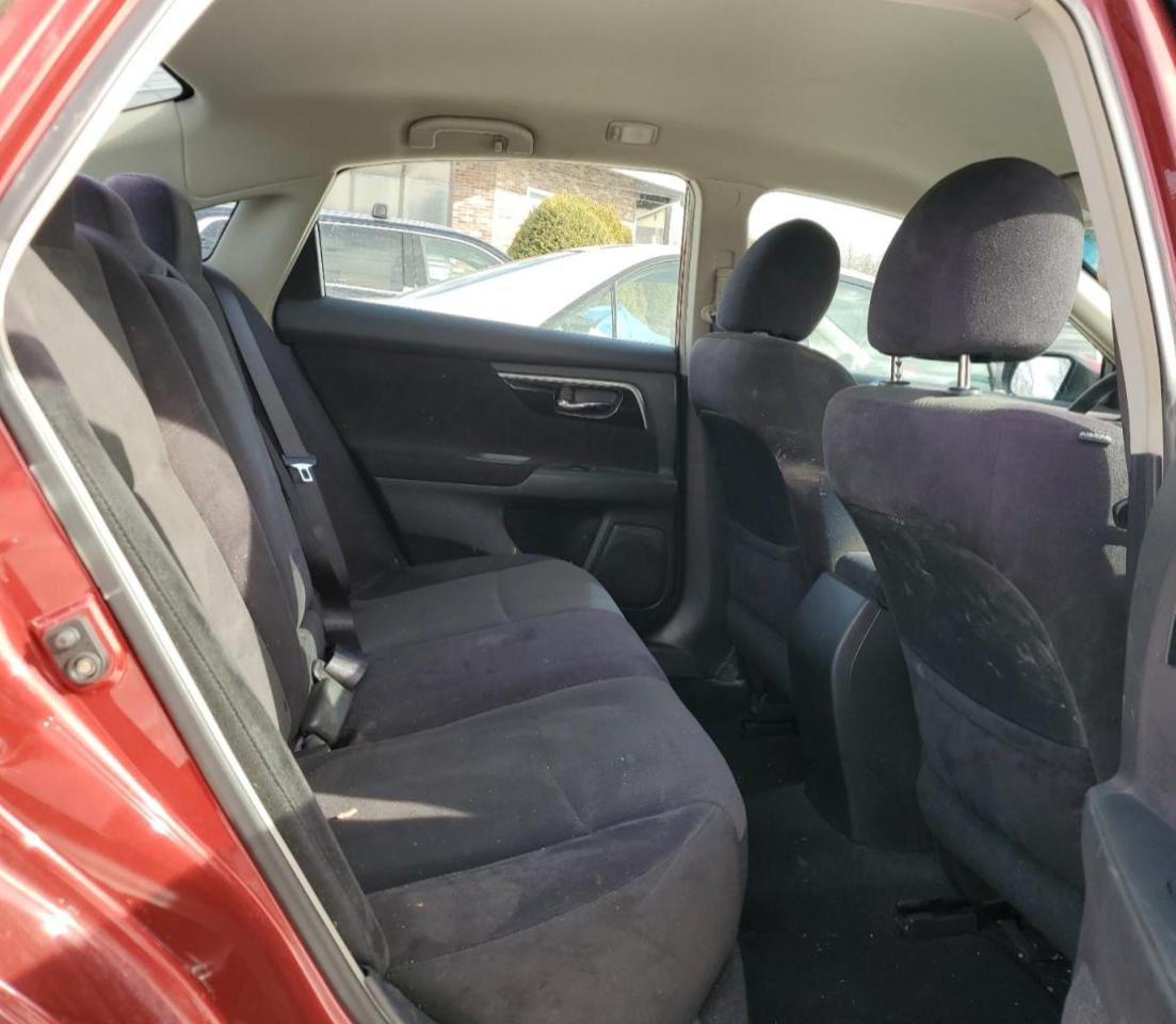 2013 Nissan Altima - Image 10