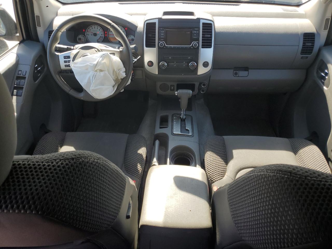 2016 Nissan Navara (Frontier) - Image 8