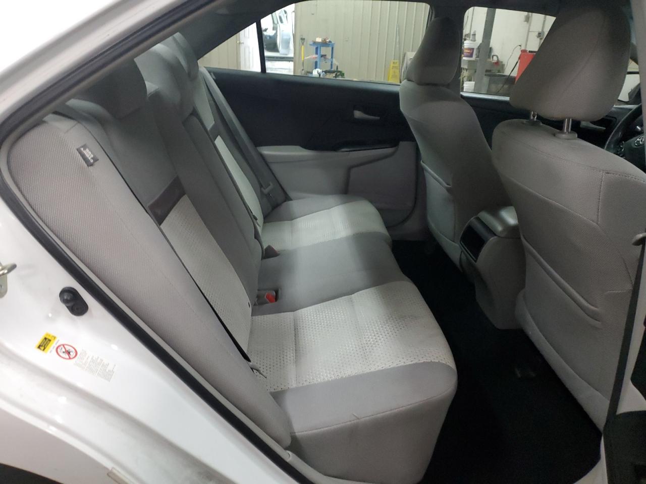 2014 Toyota Camry - Image 10
