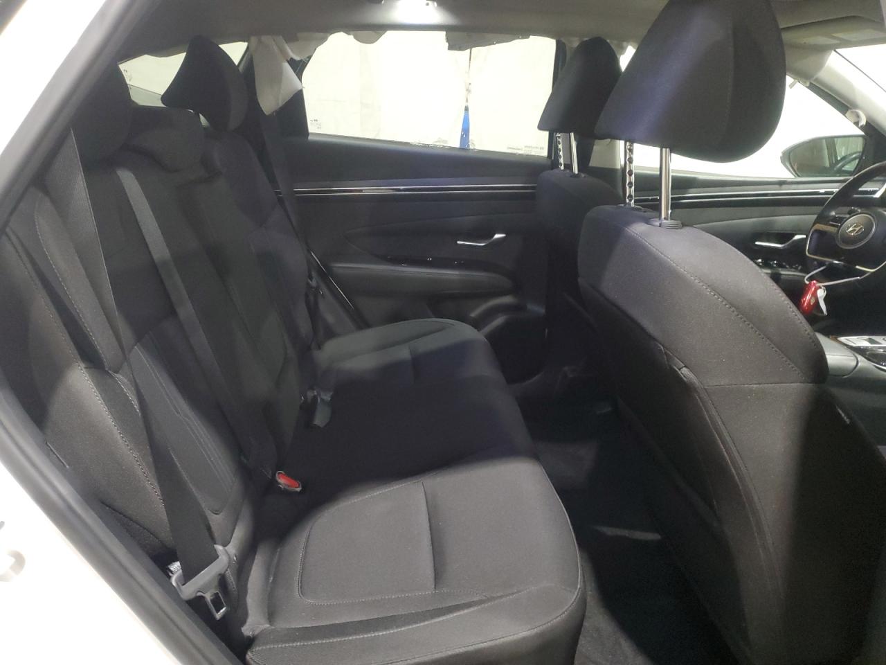 2022 Hyundai Tucson - Image 11