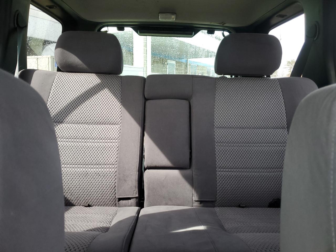 2002 Nissan Pathfinder - Image 10