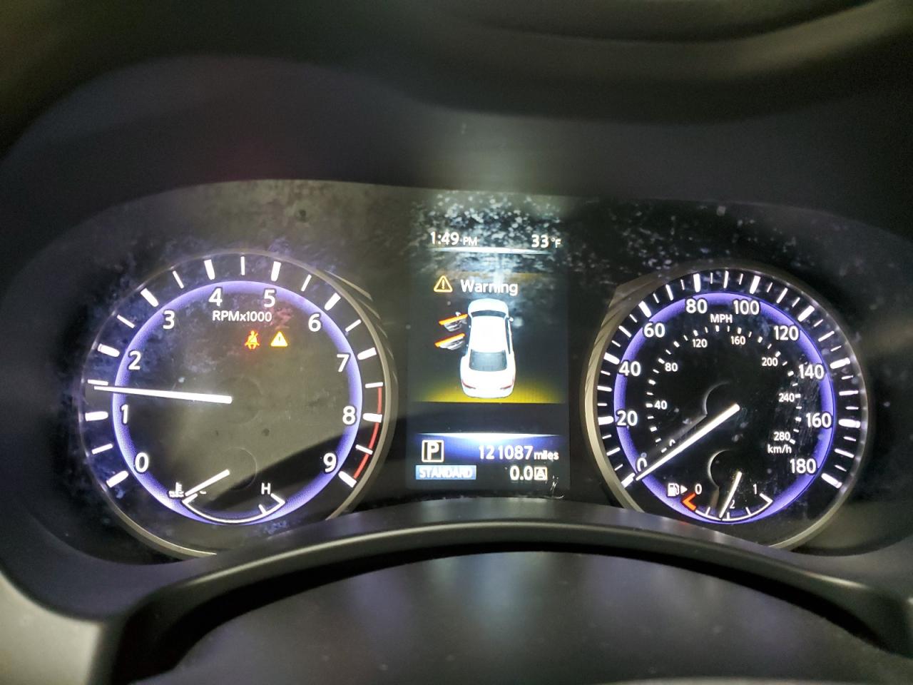 2015 Infiniti Q50 - Image 9