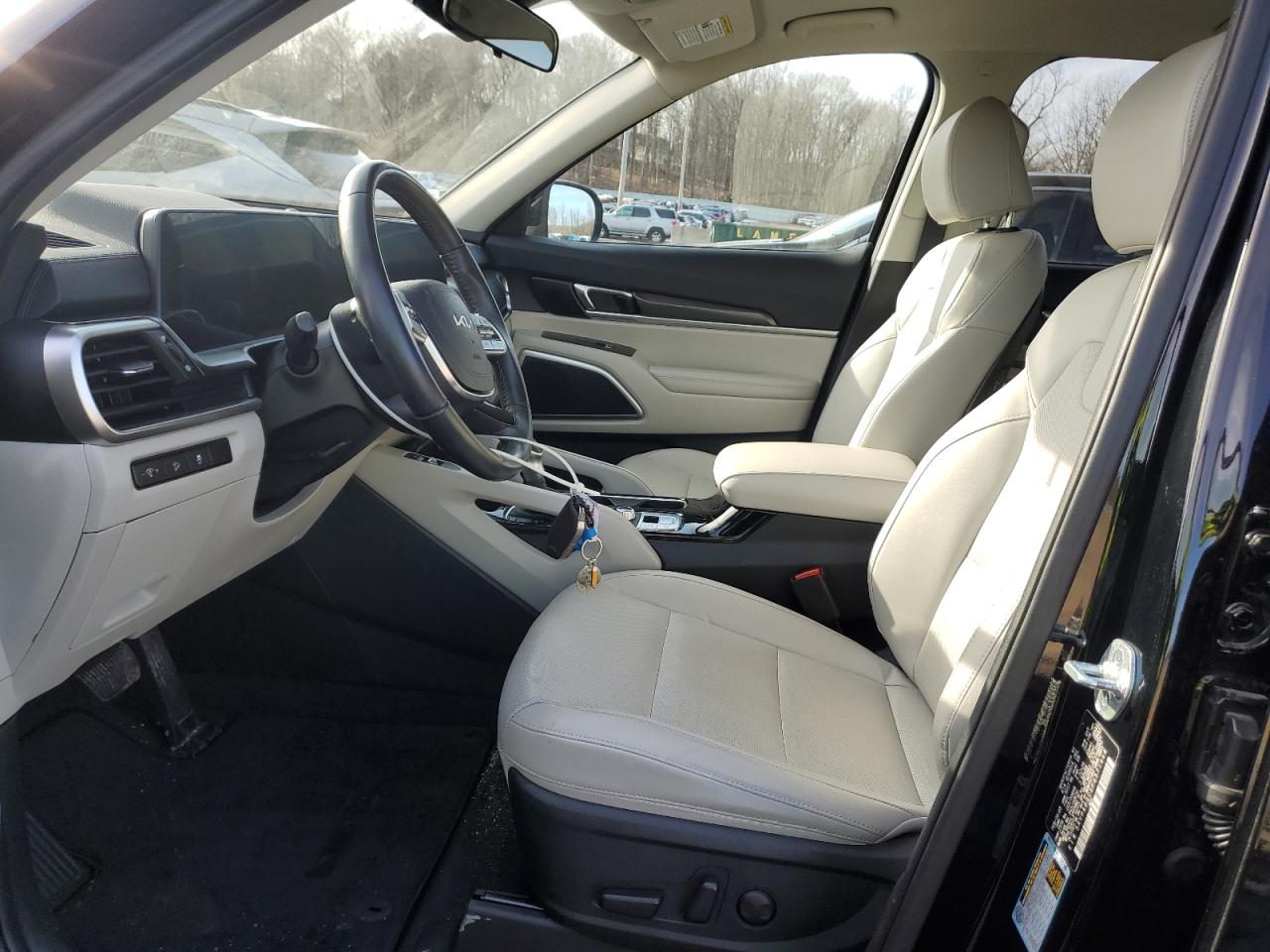 2023 Kia Telluride - Image 7